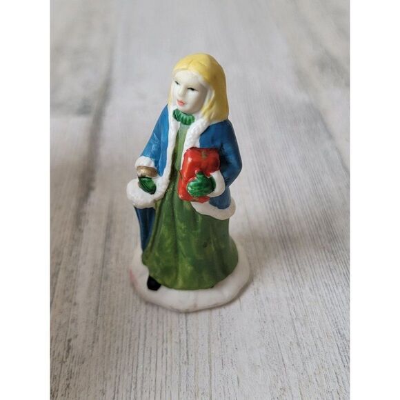 Ceramic blonde mom present gift village accessory xmas - Picture 2 of 5